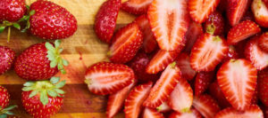 10 delicious acai bowl toppings: strawberries