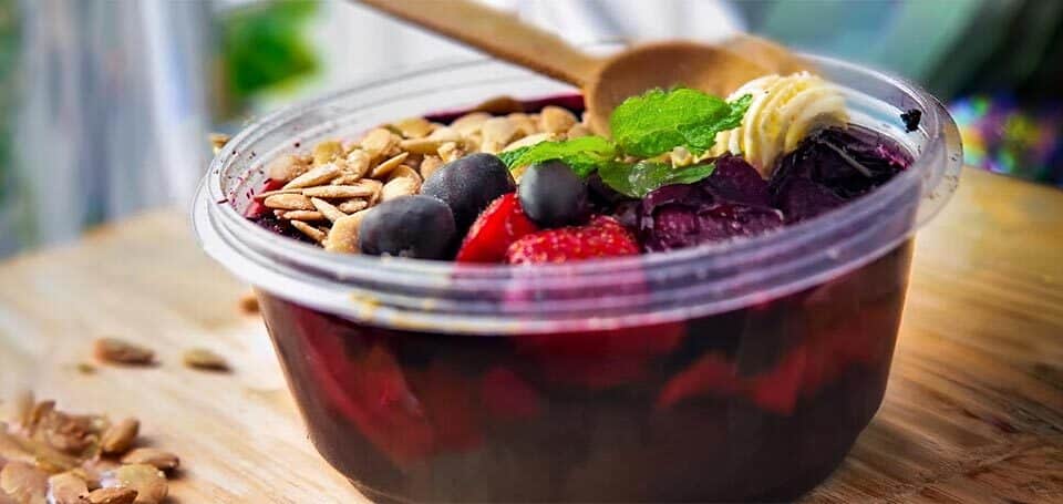 How to Create a Signature Açaí Bowl for Your Café