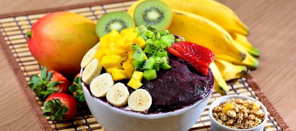 Açaí bowl with fruits